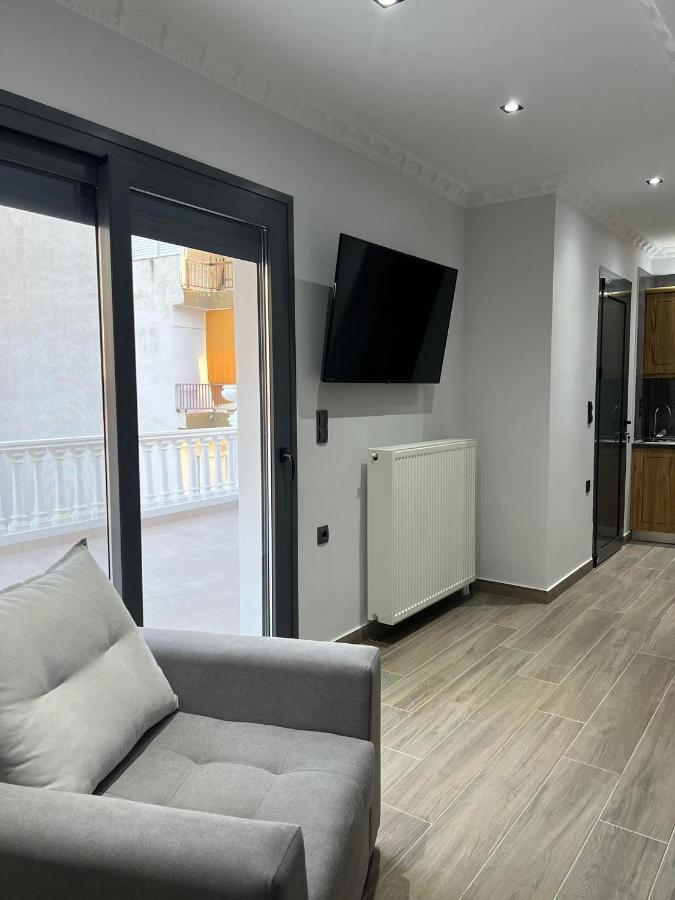 Kontis' Deluxe Furnished Apartment Loutráki Exteriér fotografie