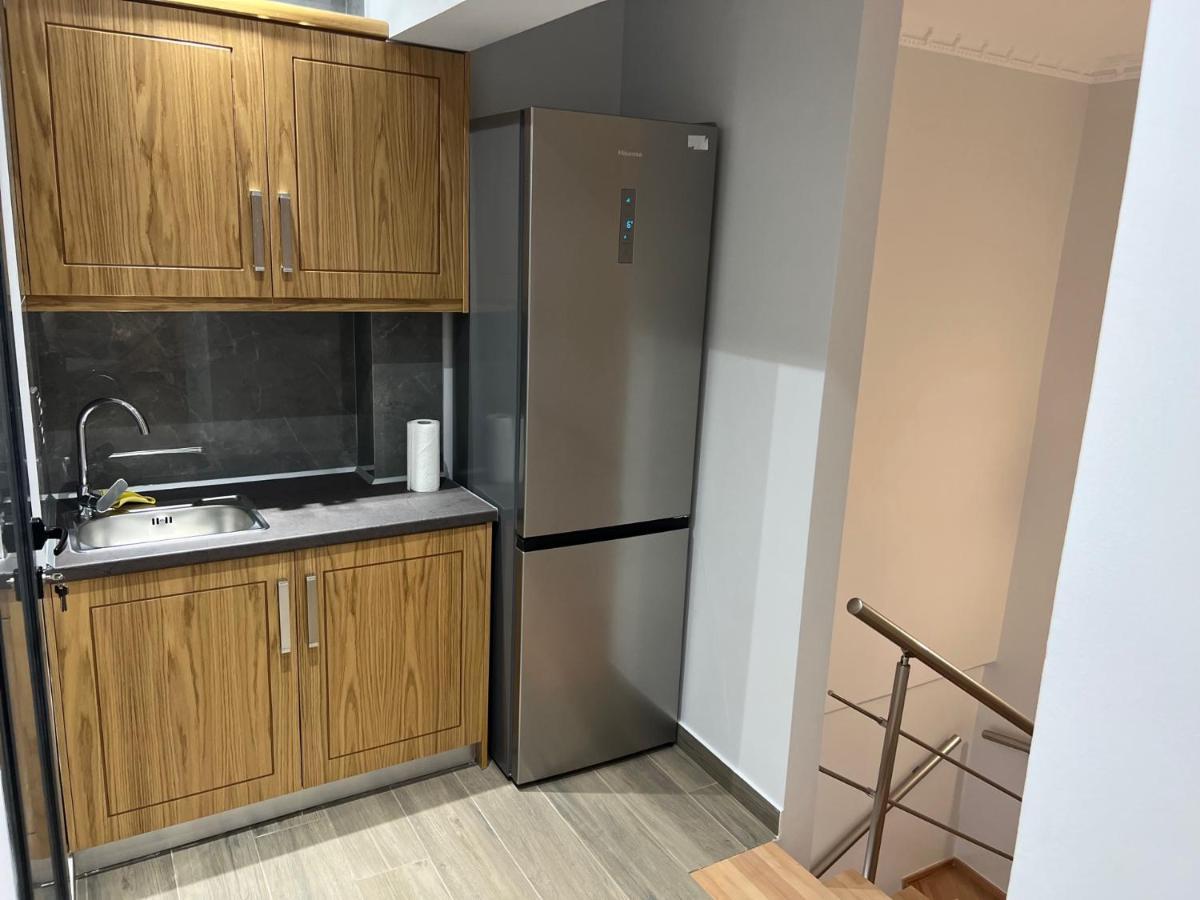 Kontis' Deluxe Furnished Apartment Loutráki Exteriér fotografie