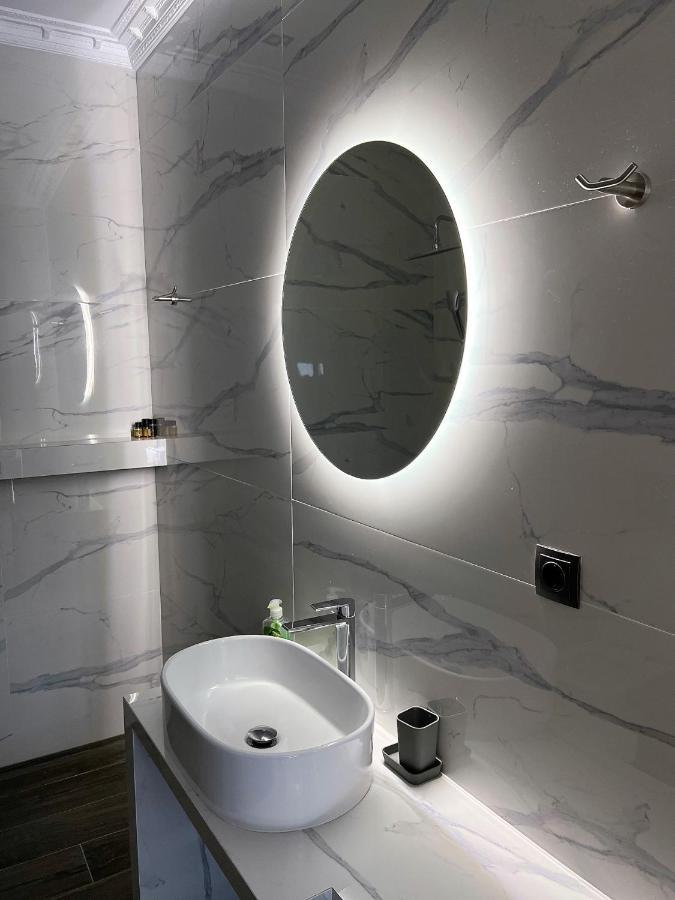 Kontis' Deluxe Furnished Apartment Loutráki Exteriér fotografie