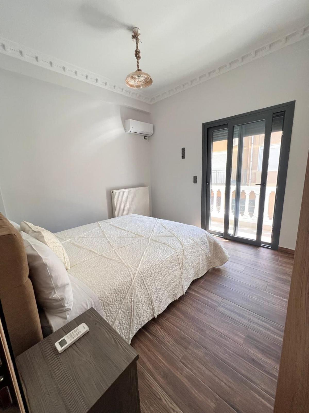 Kontis' Deluxe Furnished Apartment Loutráki Exteriér fotografie