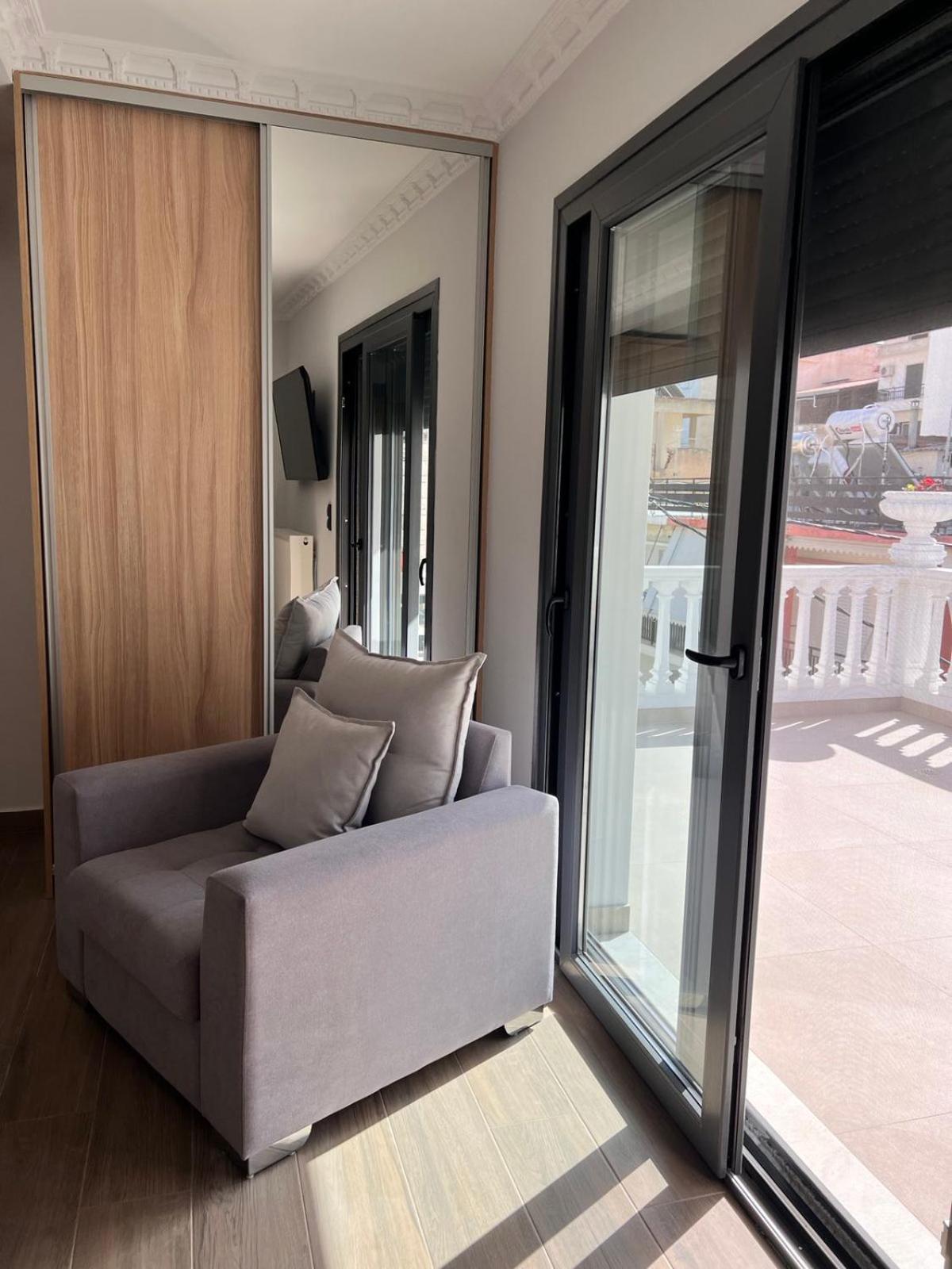 Kontis' Deluxe Furnished Apartment Loutráki Exteriér fotografie