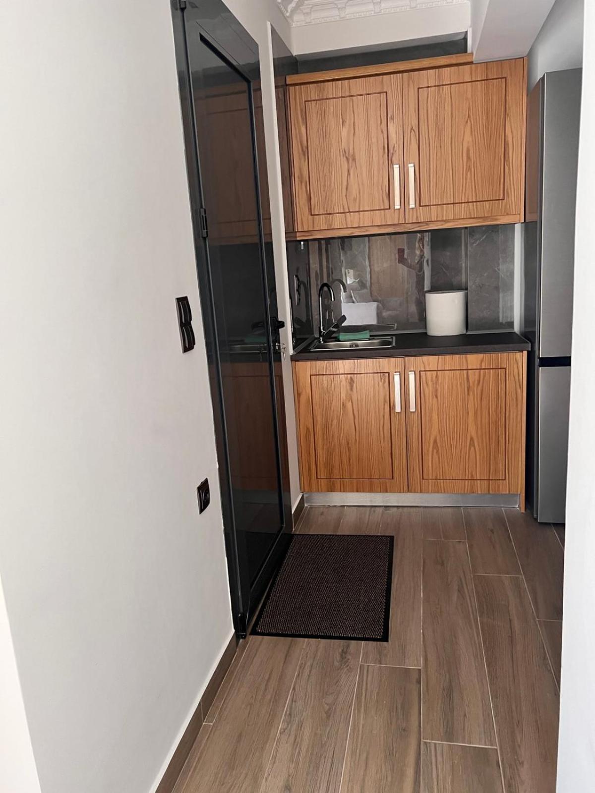 Kontis' Deluxe Furnished Apartment Loutráki Exteriér fotografie