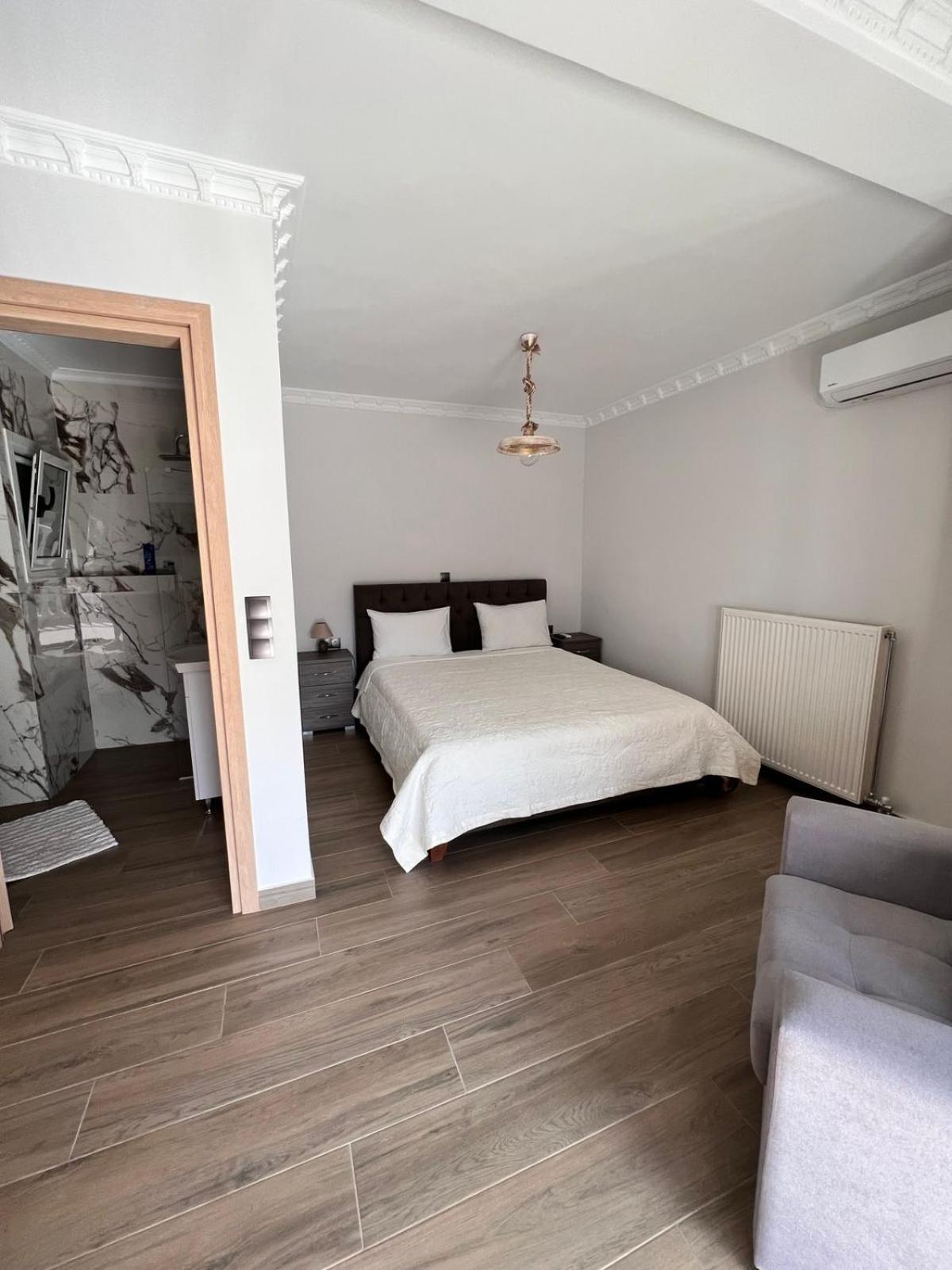 Kontis' Deluxe Furnished Apartment Loutráki Exteriér fotografie